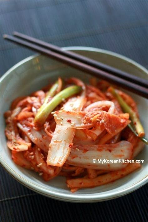 Fresh Napa Cabbage Kimchi Salad Baechu Geotjeori My Korean Kitchen