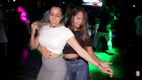 Dasha And Liraz Two Girls Social Sensual Bachata Dance [7 Rings