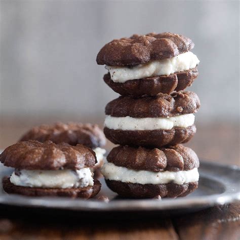 Chocolate Cannoli Sandwich Cookies Nielsen Massey Vanillas Recipe