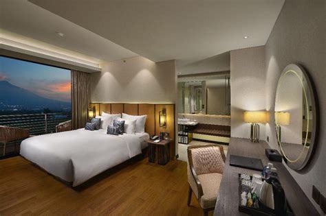 Golden Tulip Holland Resort Batu Tempat Terbaik Untuk Berlibur Dan