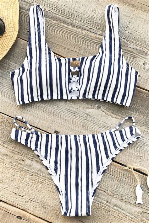 Popular Ballad Stripe Bikini Set