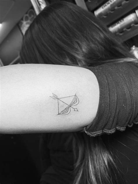 Cupid’s bow tattoo | Bow tattoo, Tattoos, Bookish tattoos