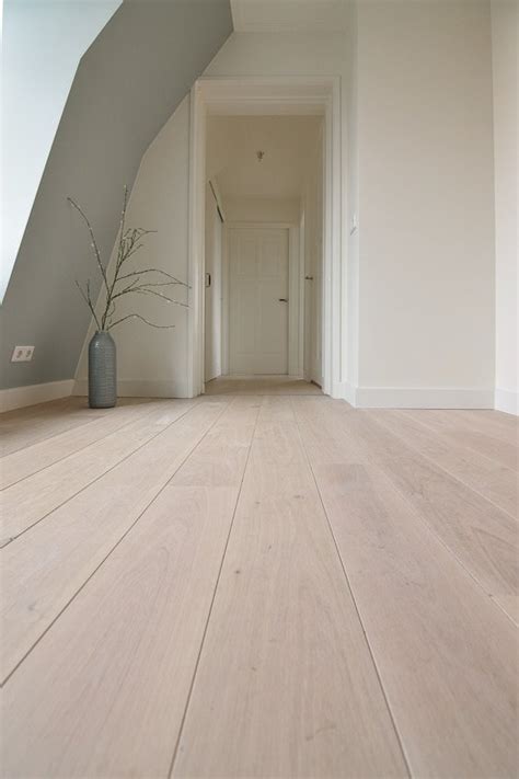 Houten vloer white wash oliën of lakken Dutzfloors