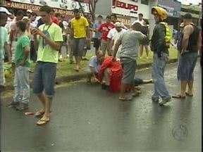 Assistir Boa Noite Paraná Foz do Iguaçu Motociclista fica ferido em