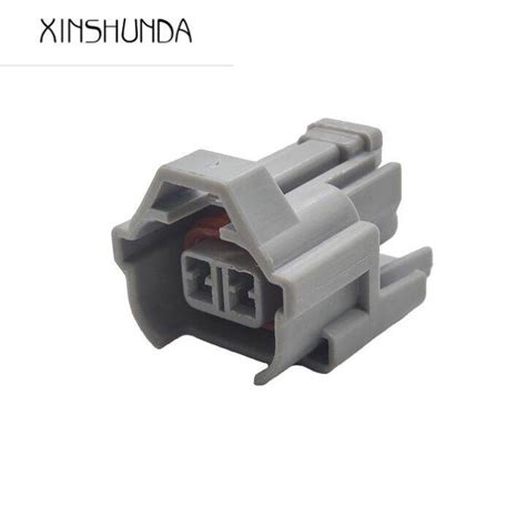 Xsd Isuzu Dmax 07 Fuel Injector 2 Pin Socket Connector Lazada Ph