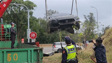 快訊／何潤東驚傳車禍！瑪莎拉蒂「遭撞凹」他受傷送醫 熱門星聞 噓！星聞