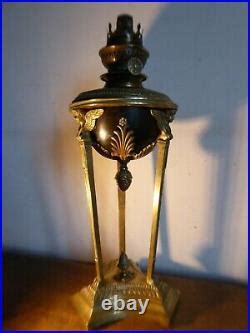 Ancienne Lampe A Petrole Athenienne Bronze Style Empire Xix Xx Siecle