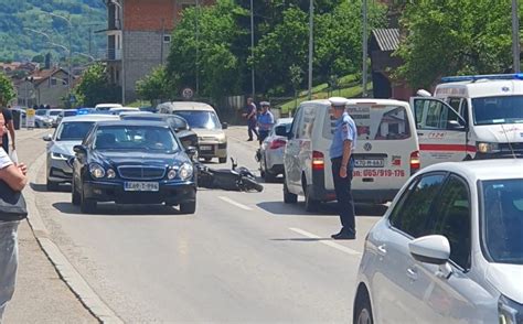 SUDAR U BANJALUCI Motociklista oboren velika gužva na putu Srpskainfo