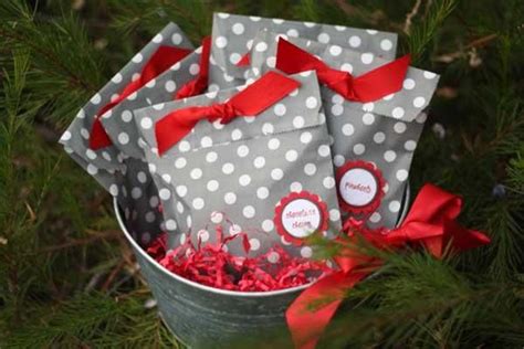 Recycled Upcycled And Repurposed Christmas Goodie Bag Ideas Christmas