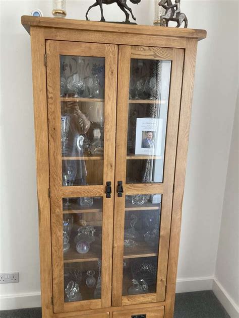 FreelyWheely: Oak glass cabinet door