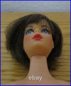 Vintage Barbie Mod Beautiful Brunette Hair Fair Doll On Japan Twist N