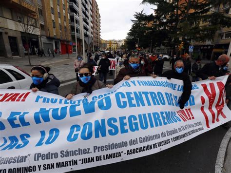 Los Barrios Alzan La Voz Por Un Nuevo Centro De Salud En El Perpetuo