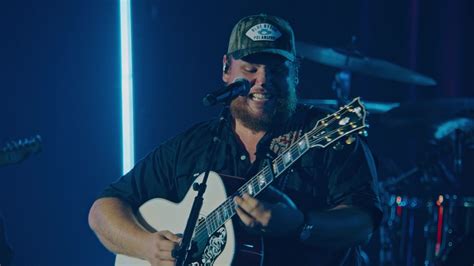 Beautiful Crazy Apple Music Live Music Video By Luke Combs Apple