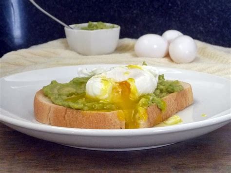 Life Tastes Good: Poached Egg on Toast Breakfast | Poached eggs on ...