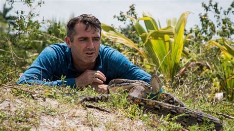 Man Eating Python - Discovery UK