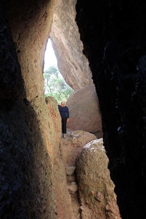 Pinnacles National Park: Balconies Cliffs and Cave Loop - littlegrunts.com