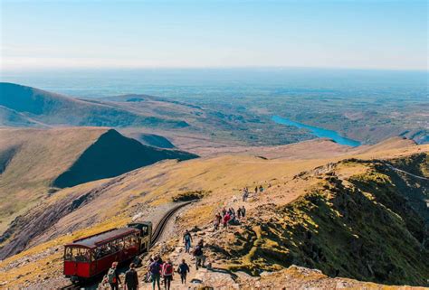 Hiking Snowdon up the most scenic trail - The Global Eyes