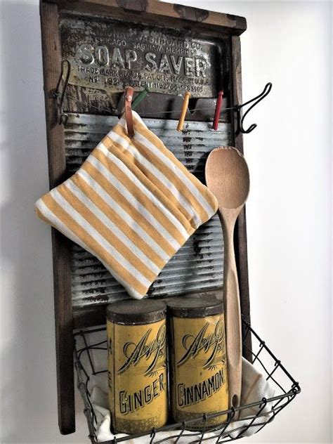 12 Uses For A Vintage Washboard Washboard Decor Washboard Crafts