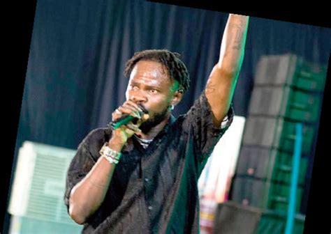 Fameye Wins Artiste Of The Year - DailyGuide Network