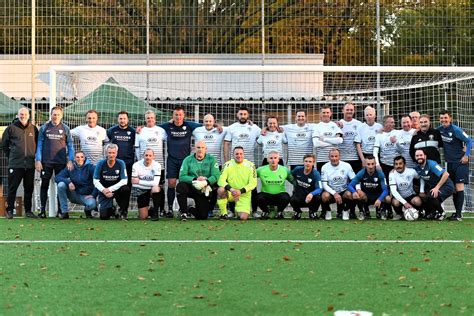 Legenden Elf Des Vfl Bochum Setzt Sich Bei Der Djk Spvgg Herten Durch