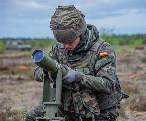 Fuerzas Armadas Ej Rcito De Tierra Potente Demostraci N De Fuego Con