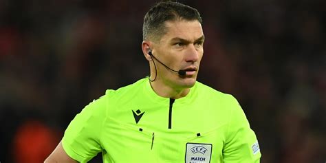 Milan Napoli la curiosità sull arbitro del match di Champions League