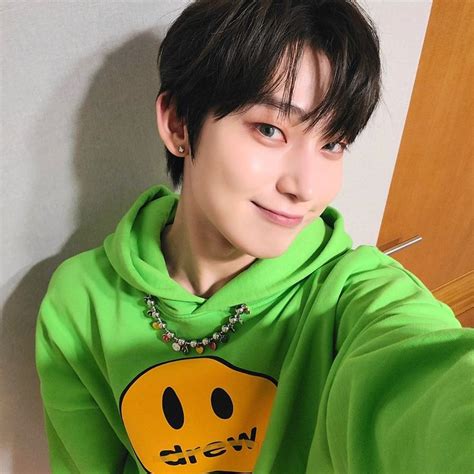 pin  yuri  enhypen kim south korean boy band instagram update