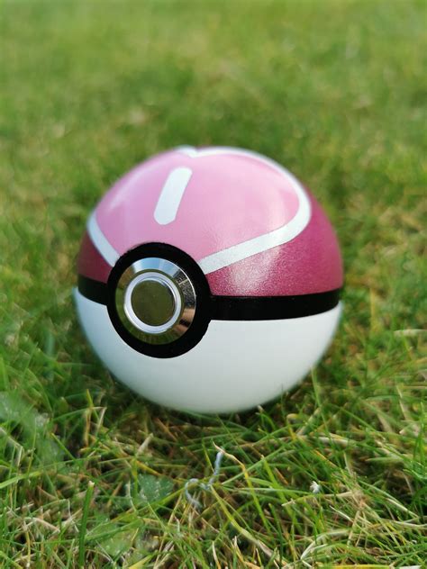 Realistischer Pokeball Mit Beleuchtetem Knopf Cosplay Mit Etsyde