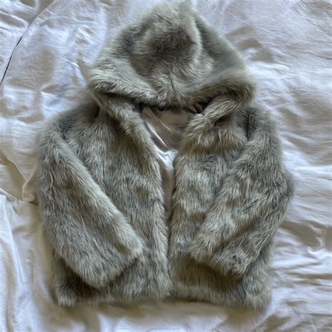 Missguided Grey Faux Fur Coat Worn Once Excellent Depop