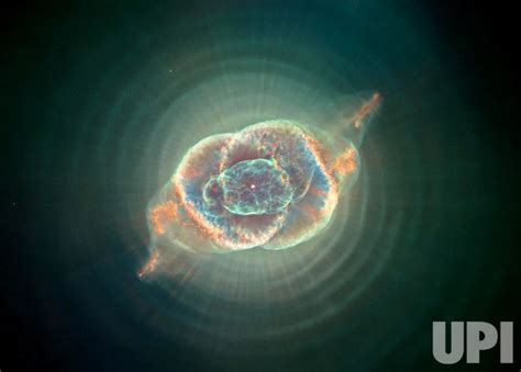 Photo Cats Eye Nebula Pictured By Hubble Space Telescope Wax20081007301