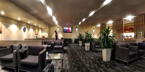 Singapore Airlines SilverKris Business Class Lounge