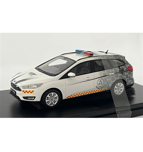 Singapore Civil Defence Force (SCDF) Vehicle Model (1:43), Hobbies ...