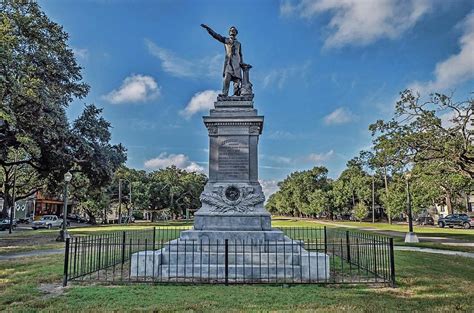 Jefferson Davis Monument Photograph by Tom Longmire - Fine Art America