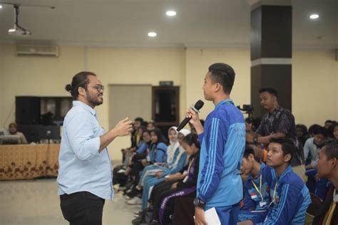 Ridho Ikhsan Mentoring Ratusan Siswa SMA Se Pekanbaru Cakaplah