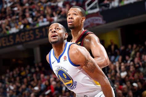 Warriors: Could Andre Iguodala win Sixth Man of the Year?