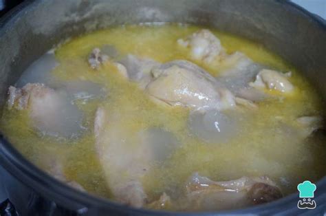 Caldo de pollo sin verduras Receta FÁCIL