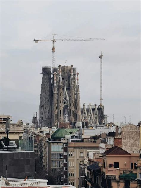 Construction of La Sagrada Familia · Free Stock Photo