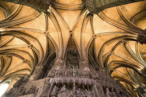 Chartres - Cathedral Interior Stock Image - Image of christian, monument: 26656639