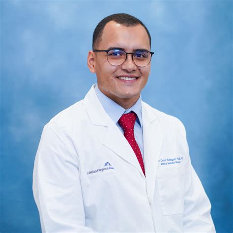 Internal Medicine Residency Program - Meet Our Residents! - Graduate