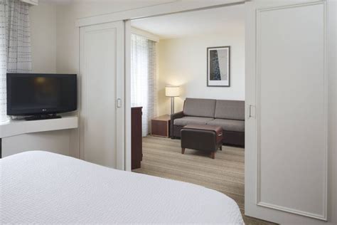 Residence Inn Minneapolis Edina Deluxe King Studio Suite #happy, #GuestBathroom, #holiday ...