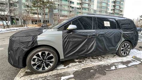 2024 Kia Carnival Facelift Spied Gets EV9 Inspired New Design