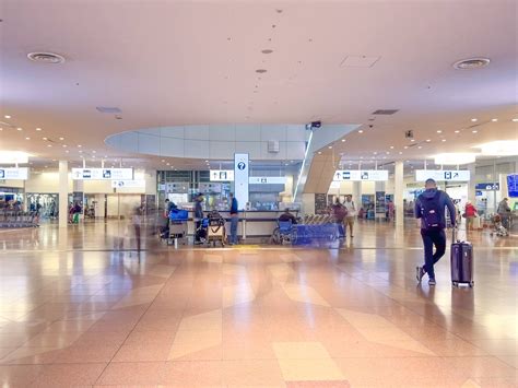 Airport Taxi: How to Get to the Hired Car Stand at Haneda Airport ...