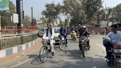 Rjd Leader Tej Pratap Yadav Saw Netaji Mulayam Singh Yadav In His Dream