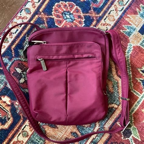 Travelon Bags Travelon Cross Body Multi Pocket Wine Cooled Purse