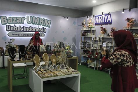 Kementerian Bumn Kembali Gelar Bazar Umkm Untuk Indonesia Antara Foto