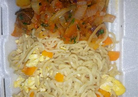 Indomie With Sauce Girki Daga Fadila Abdullahi Cookpad