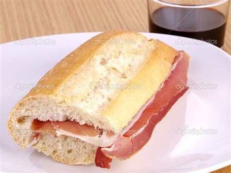 Bocadillo de jamón — Foto de stock © efesama #13818102