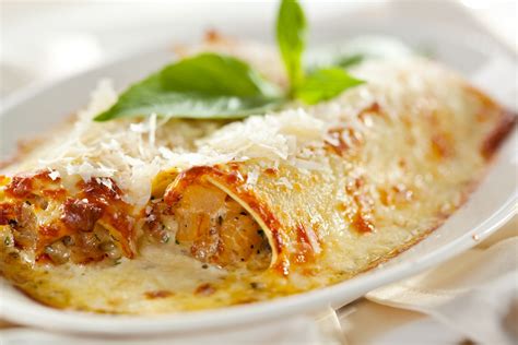 Cannelloni Al Forno Ripieni Di Carne Le Ricette Di Lara