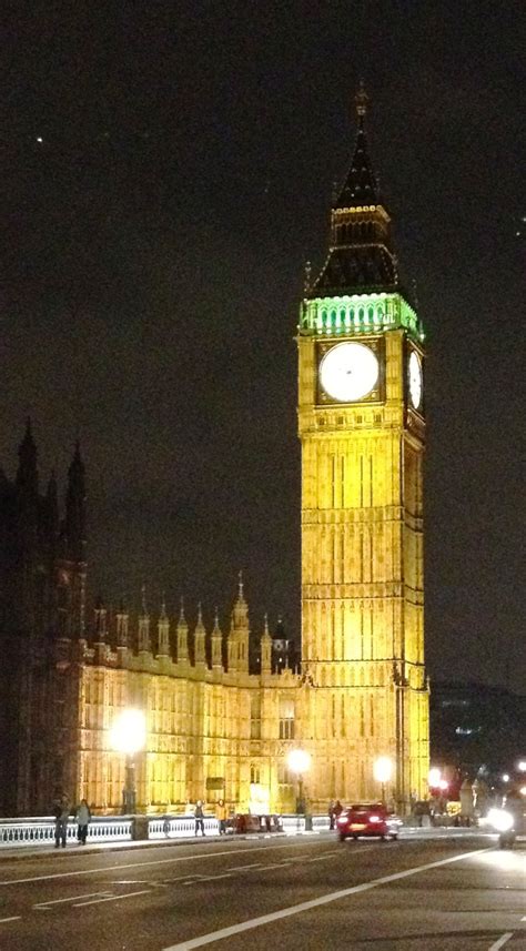 Big Ben at night. . what a sight to see! | Big ben, Big, Travel