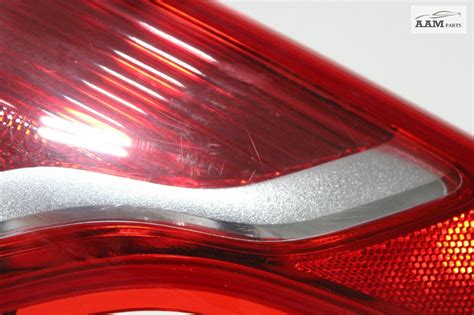 2013 2016 FORD ESCAPE REAR RIGHT PASSENGER SIDE OUTER TAILLIGHT LAMP W